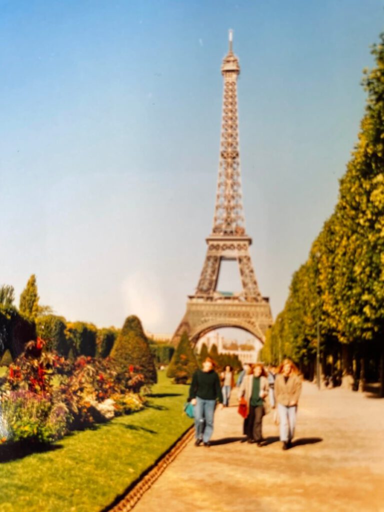 Paris_1989_Blick_auf_den_Eiffelturm